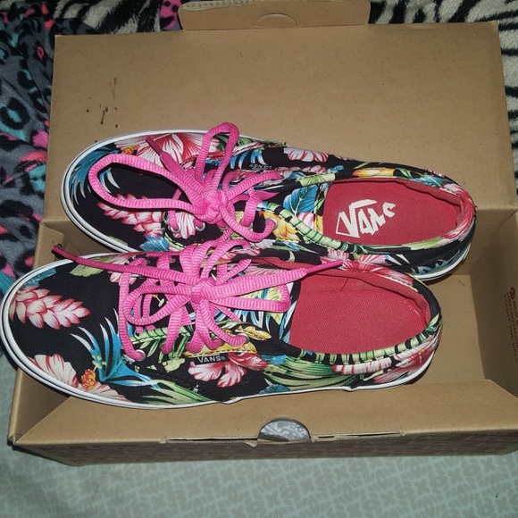 Vans Shoes - Vans size 6.5